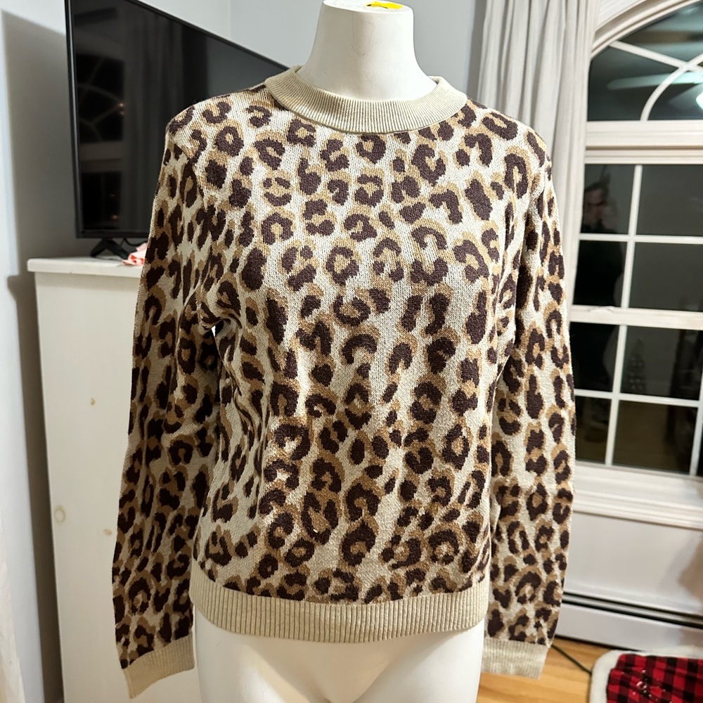 Women’s neutral colored leopard print sweater